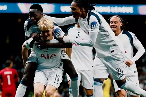 بهدف عكسي.. فياريال يسقط أمام توتنهام في دوري أبطال أوروبا